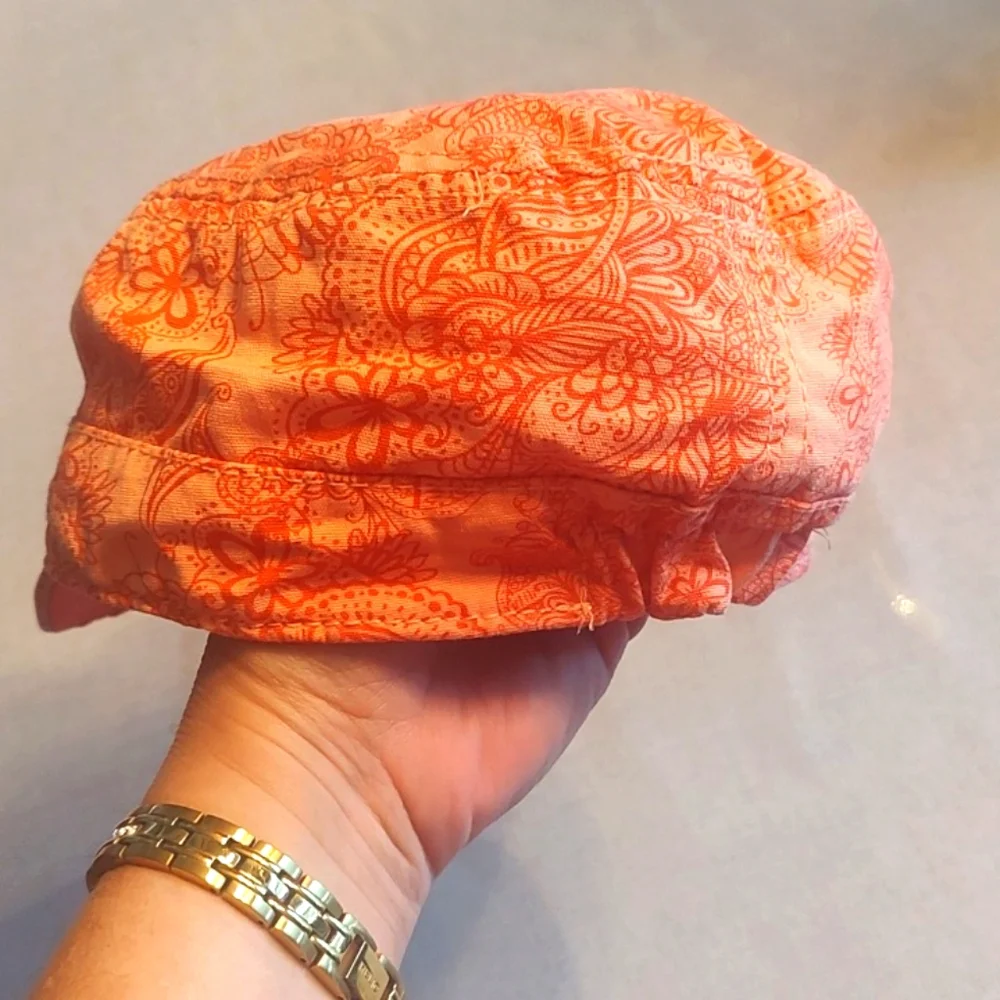Cute, Reversible Ladies Cap - Picture 8 of 8